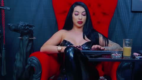 Snapshot of vanessamorningstar1 chatting on 28, 1, 2025 Miss Vanessa online show from 28, 1, 2025