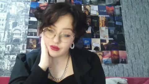 Snapshot of vanessashadow chatting on 28, 10, 2025 vanessashadow online show from 28, 10, 2025