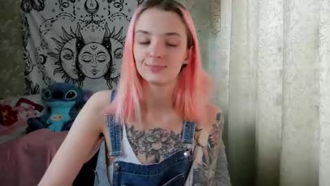 Adelina online show from 4, 2, 2025