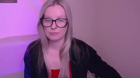 Mia online show from 14, 11, 2025