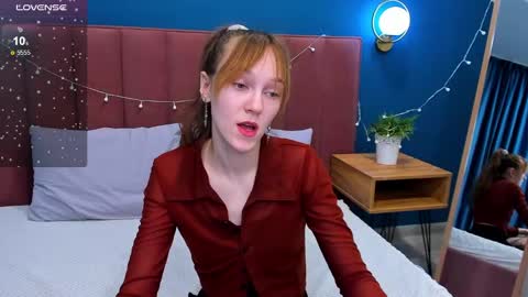 Snapshot of vanillakelly chatting on 5, 2, 2025 Sofia online show from 5, 2, 2025