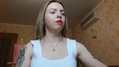 VanillaMuffin online show from 5, 3, 2026