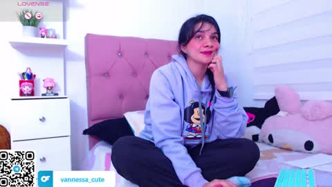 Vanesa online show from 19, 9, 2025