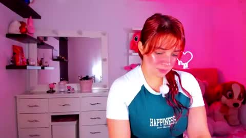 Snapshot of vannessa_shy chatting on 19, 6, 2026 Vanesa online show from 19, 6, 2026
