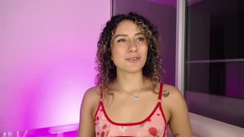 varenka_ivanova22 online show from 13, 4, 2026