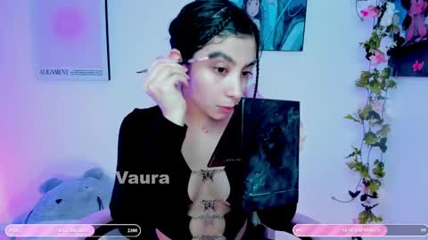 Snapshot of vaura222 chatting on 8, 3, 2025 vaura222 online show from 8, 3, 2025