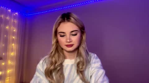 Monika online show from 7, 2, 2026