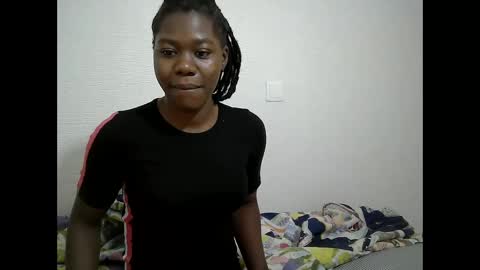 Snapshot of vee_gee chatting on 19, 5, 2026 leeser online show from 19, 5, 2026
