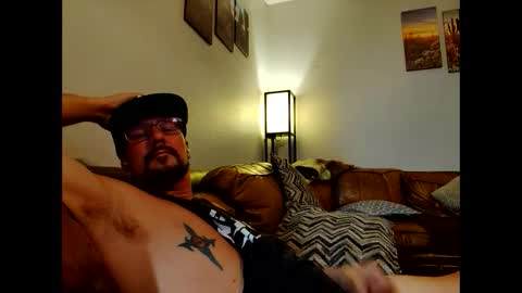 Snapshot of vegasdadbod chatting on 10, 9, 2025 vegasdadbod online show from 10, 9, 2025