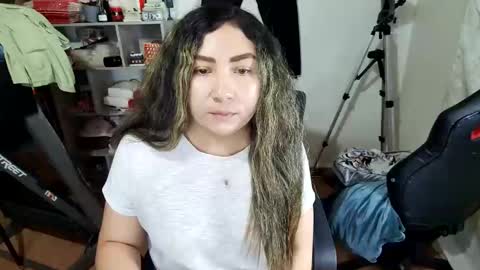 Snapshot of vellarossa chatting on 14, 5, 2026 Im VelaI will be Christmas and New Year with my family December 22 to January 13 I will miss you guys. online show from 14, 5, 2026