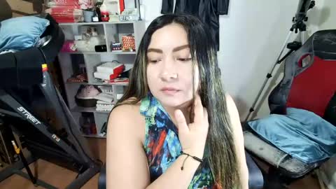 Snapshot of vellarossa chatting on 23, 7, 2026 Im VelaI will be Christmas and New Year with my family December 22 to January 13 I will miss you guys. online show from 23, 7, 2026
