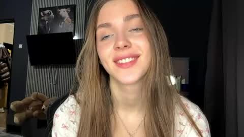 Nia online show from 17, 4, 2026