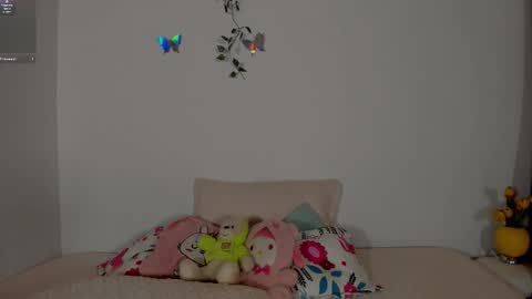 Snapshot of velvet_00 chatting on 1, 2, 2026 velvet_00 online show from 1, 2, 2026