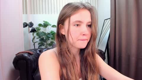 velvet_cherry online show from 5, 2, 2025