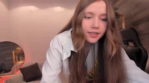 velvet_cherry online show from 30, 9, 2025