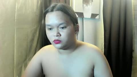 Snapshot of velvet_jess chatting on 6, 7, 2026 call me jessie online show from 6, 7, 2026