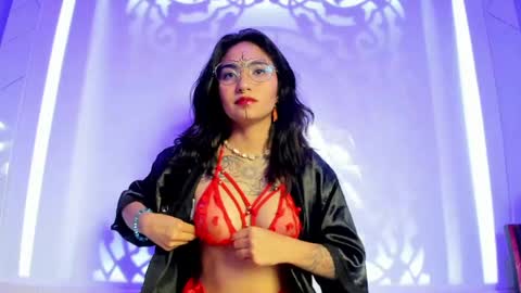 velvet  mystic online show from 10, 5, 2026