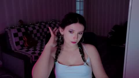 Snapshot of velvet_siren chatting on 15, 5, 2026 Violet online show from 15, 5, 2026