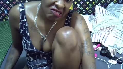 Snapshot of velvet_temptress chatting on 14, 7, 2026 velvet online show from 14, 7, 2026