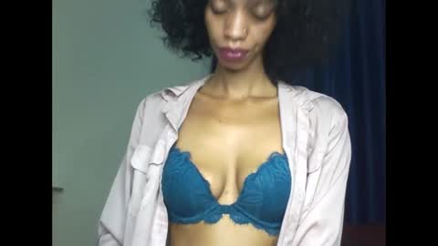 Snapshot of velvetbrownn chatting on 13, 4, 2026 velvetbrownn online show from 13, 4, 2026