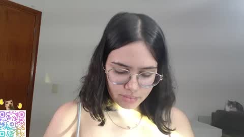 Snapshot of velvetcrystal chatting on 29, 6, 2026 Crystal PVT OPEN online show from 29, 6, 2026