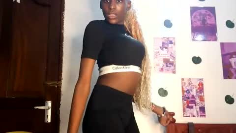 Snapshot of velvetdesiree chatting on 14, 6, 2026 velvetdesiree online show from 14, 6, 2026