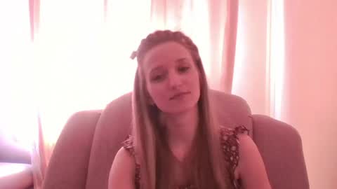 Snapshot of velvetintuition chatting on 6, 5, 2026 velvetintuition online show from 6, 5, 2026