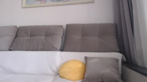 Snapshot of velvetmoon123 chatting on 28, 4, 2026 velvetmoon123 online show from 28, 4, 2026