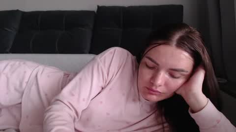 Snapshot of velvetmoon123 chatting on 9, 5, 2026 velvetmoon123 online show from 9, 5, 2026