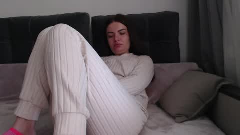 Snapshot of velvetmoon123 chatting on 15, 5, 2026 velvetmoon123 online show from 15, 5, 2026
