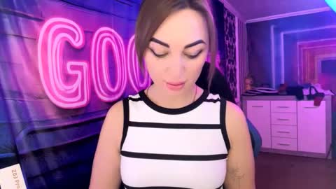 Snapshot of velvettouch4444 chatting on 22, 2, 2026 MERYEM online show from 22, 2, 2026