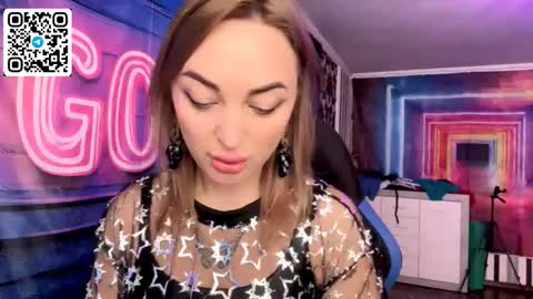 Snapshot of velvettouch4444 chatting on 1, 3, 2026 MERYEM online show from 1, 3, 2026