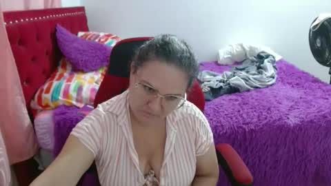 venecasexy44 online show from 7, 4, 2026