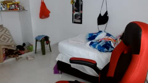 Snapshot of venecasexy44 chatting on 10, 7, 2026 venecasexy44 online show from 10, 7, 2026