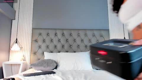 Snapshot of venezsofia chatting on 23, 10, 2025 venez sofia online show from 23, 10, 2025