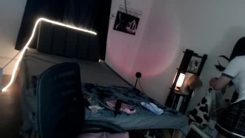 Snapshot of veniceseduction chatting on 17, 4, 2026 veniceseduction online show from 17, 4, 2026