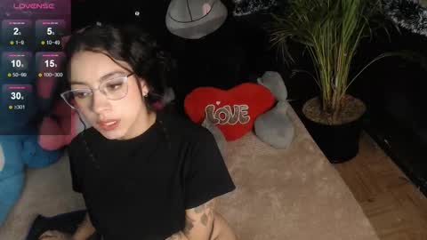 eva online show from 21, 12, 2025