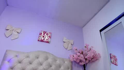Snapshot of venus_26_ chatting on 2, 6, 2026 eva online show from 2, 6, 2026