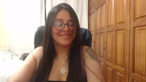 Snapshot of venus_cat_ chatting on 25, 4, 2026 Venus online show from 25, 4, 2026