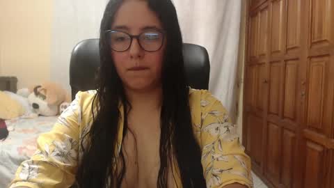 Snapshot of venus_cat_ chatting on 24, 5, 2026 Venus online show from 24, 5, 2026