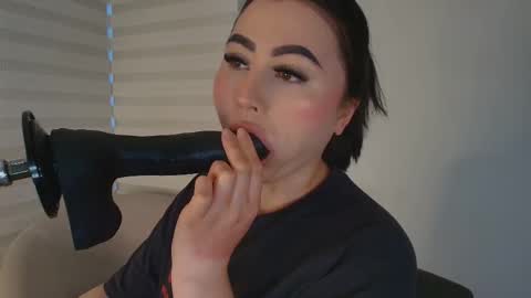 Venus online show from 25, 2, 2026