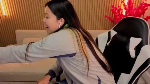 Snapshot of venus_velvet_tp chatting on 13, 3, 2026 Venus online show from 13, 3, 2026