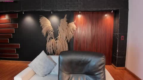 Venus Cooper Everyday From 1400 to 2200 Col Time online show from 16, 3, 2026