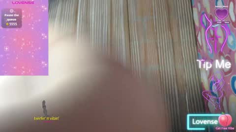 Snapshot of venuslovelatina chatting on 6, 4, 2026 venuslovelatina online show from 6, 4, 2026