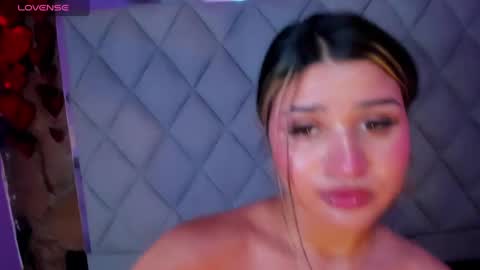 Venusowen  online show from 26, 2, 2025