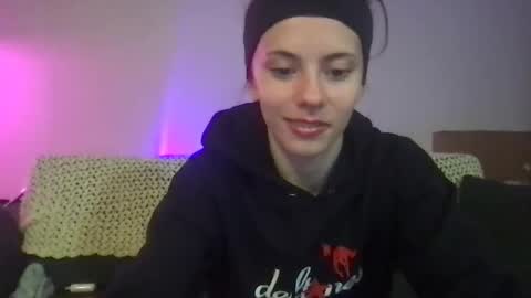 venustheflytrap online show from 14, 11, 2025