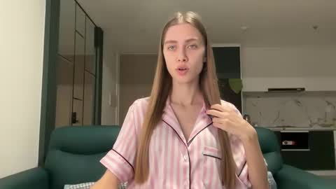 Snapshot of verablanc chatting on 1, 6, 2026 verablanc online show from 1, 6, 2026