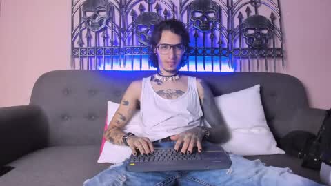 Snapshot of vergil_noir chatting on 30, 5, 2026 vergil_noir online show from 30, 5, 2026