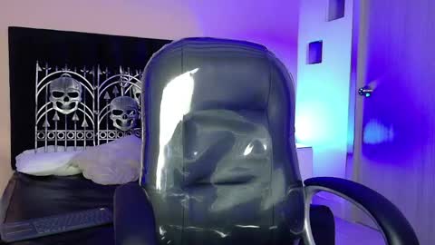 Snapshot of vergil_noir chatting on 6, 6, 2026 vergil_noir online show from 6, 6, 2026