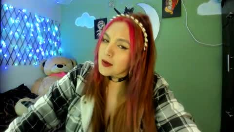 Snapshot of vero_jhonson chatting on 1, 4, 2026 karolina online show from 1, 4, 2026